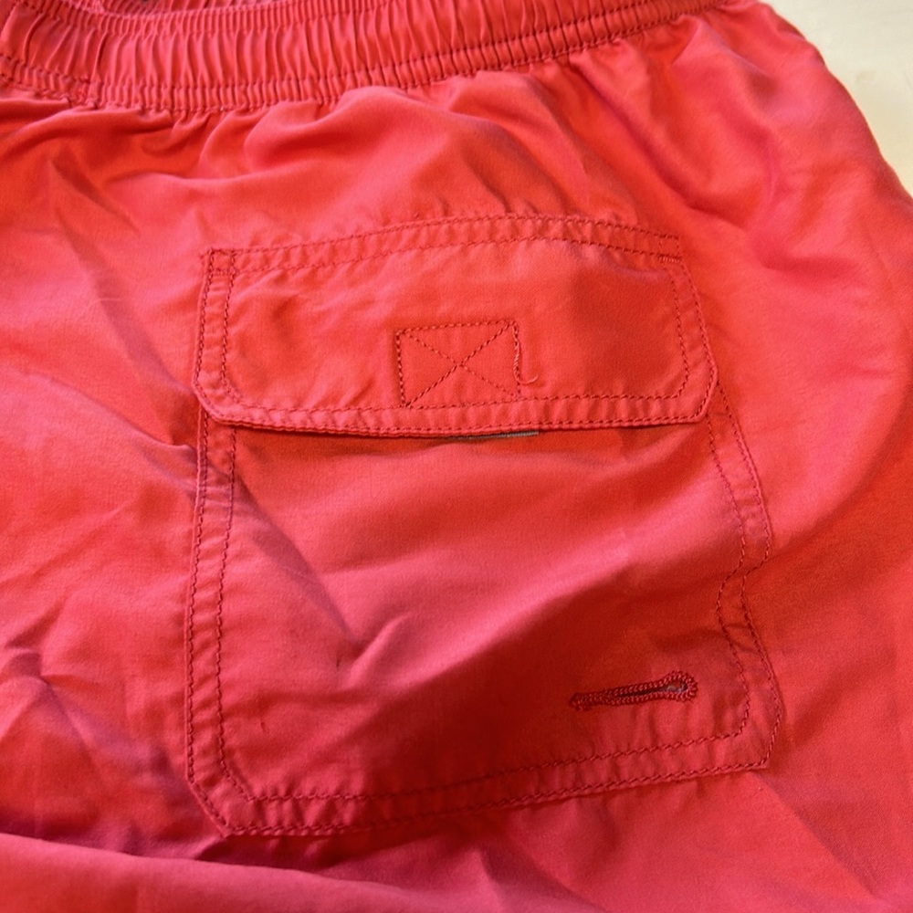 Vineyard Vines swim trunks, jetty red, large - Picture 4 of 4